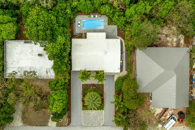 32 Park Road, Upper Matecumbe Key Islamorada, FL 33036