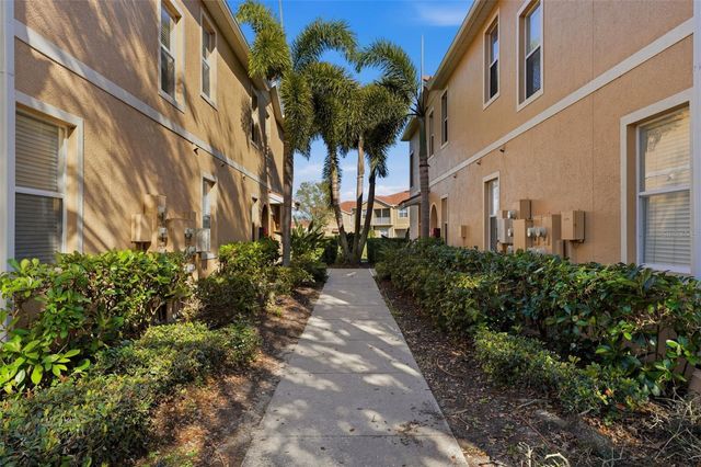 3758 PARKRIDGE CIRCLE 24-201, Sarasota, FL 34243