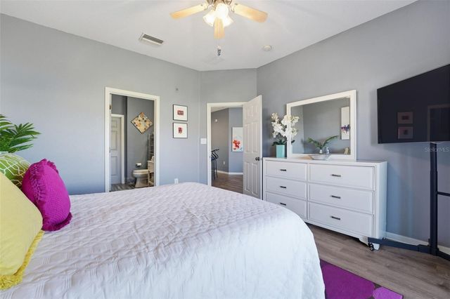 3758 PARKRIDGE CIRCLE 24-201, Sarasota, FL 34243