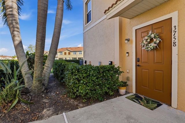 3758 PARKRIDGE CIRCLE 24-201, Sarasota, FL 34243