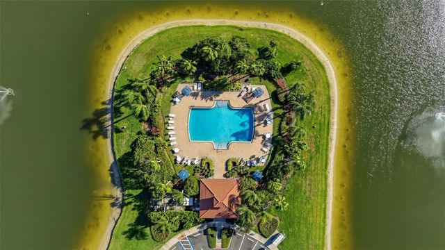 3758 PARKRIDGE CIRCLE 24-201, Sarasota, FL 34243