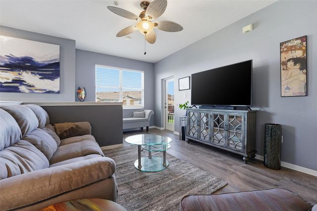 3758 PARKRIDGE CIRCLE 24-201, Sarasota, FL 34243