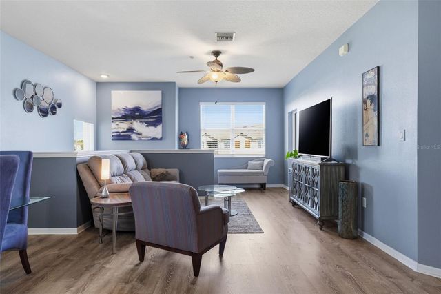 3758 PARKRIDGE CIRCLE 24-201, Sarasota, FL 34243