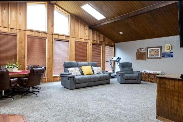 110 Dallam Avenue, Dumas, TX 79029