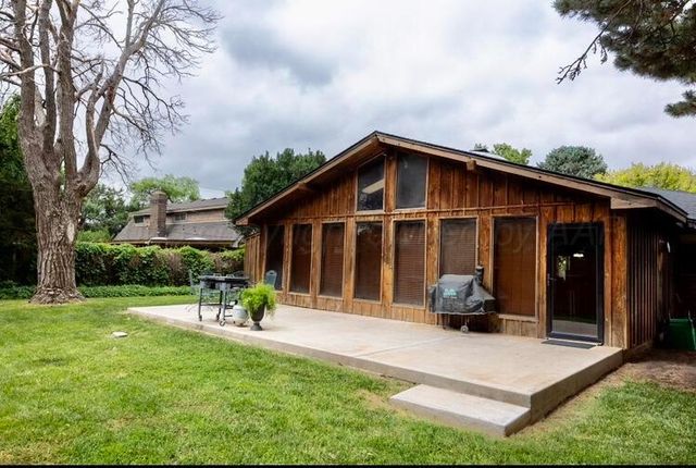 110 Dallam Avenue, Dumas, TX 79029