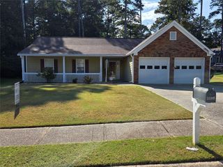 3389 LOCHNESS Lane, Powder Springs, GA 30127