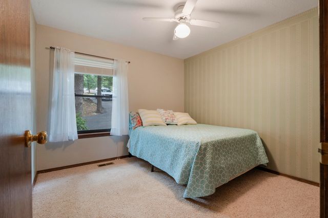 24991 S 638 Road, Grove, OK 74344