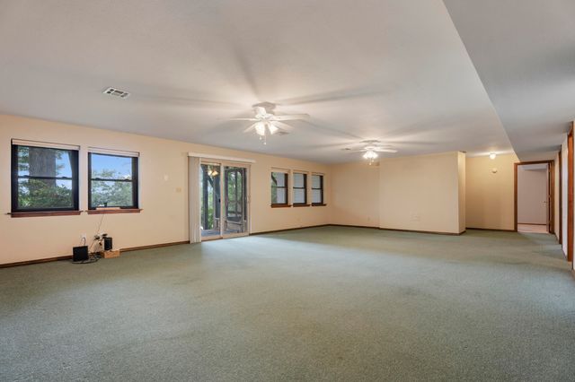 24991 S 638 Road, Grove, OK 74344