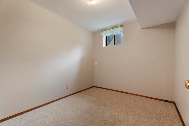 24991 S 638 Road, Grove, OK 74344