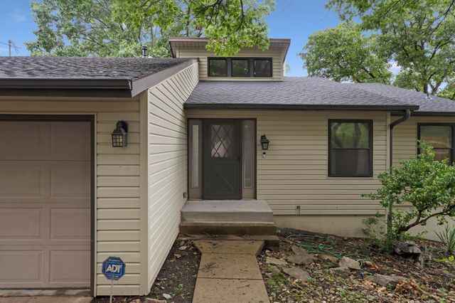 24991 S 638 Road, Grove, OK 74344