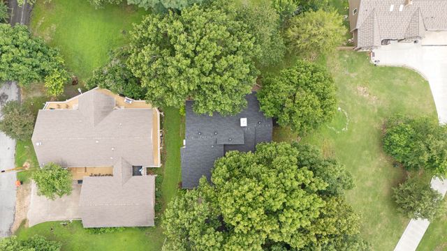 24991 S 638 Road, Grove, OK 74344