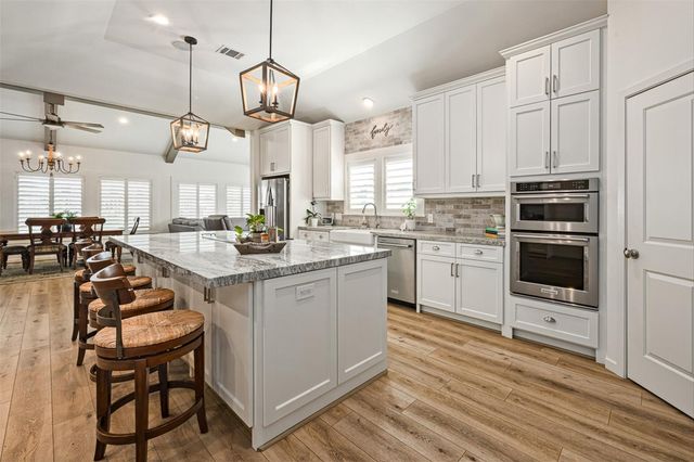 4006 Elissa Court Court, Galveston, TX 77554