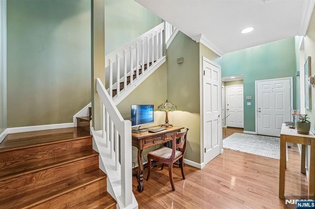 224 Westervelt Lane, Mahwah, NJ 07430