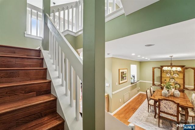 224 Westervelt Lane, Mahwah, NJ 07430
