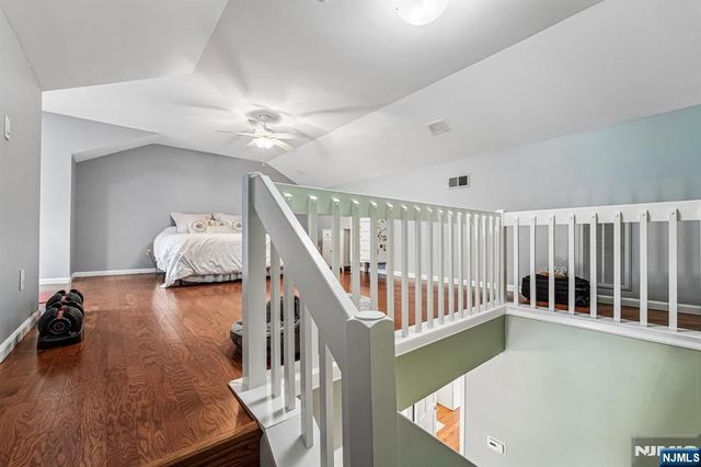 224 Westervelt Lane, Mahwah, NJ 07430
