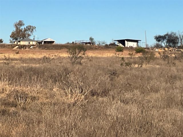 565 FM 1241, Hamilton, TX 76531