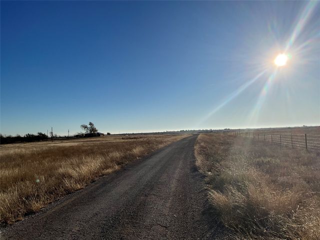 565 FM 1241, Hamilton, TX 76531