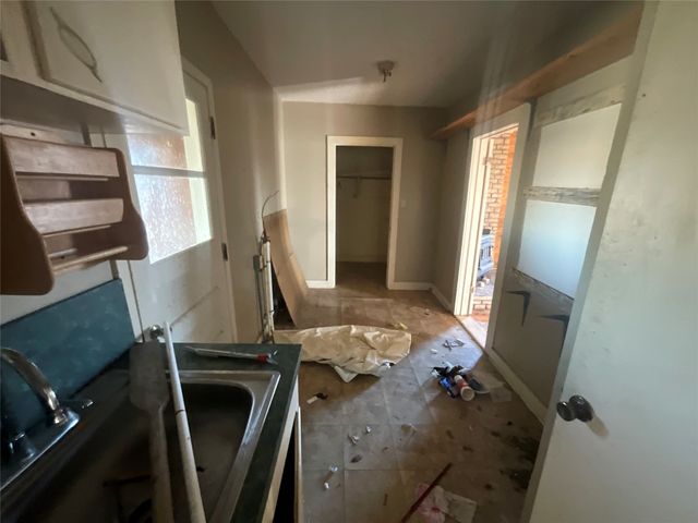 565 FM 1241, Hamilton, TX 76531