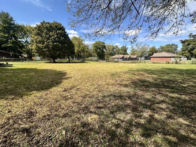 426 Frank St, Lawrenceburg, TN 38464