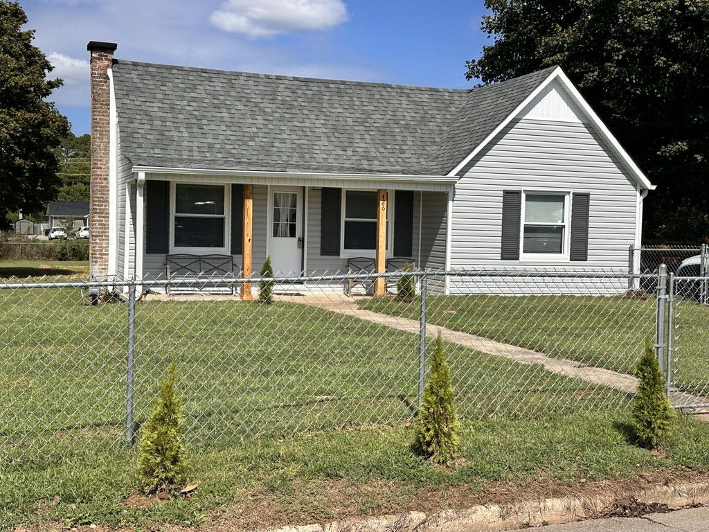 426 Frank St, Lawrenceburg, TN 38464