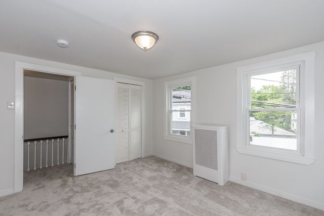 10 Elm Ct, Andover, MA 01810