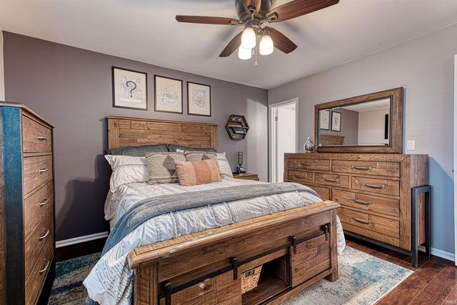 2320 Saratoga Drive, Evansville, IN 47715
