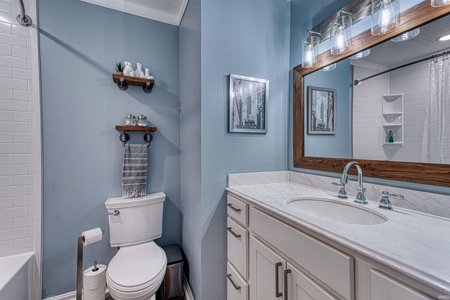 2320 Saratoga Drive, Evansville, IN 47715
