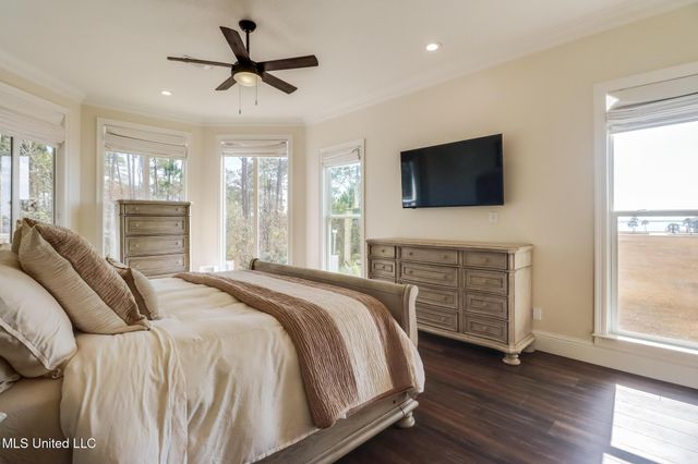 6100 Ascot Drive, Biloxi, MS 39532