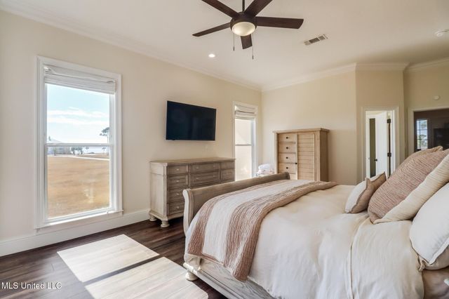 6100 Ascot Drive, Biloxi, MS 39532