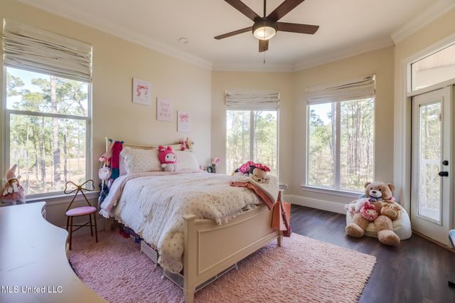 6100 Ascot Drive, Biloxi, MS 39532