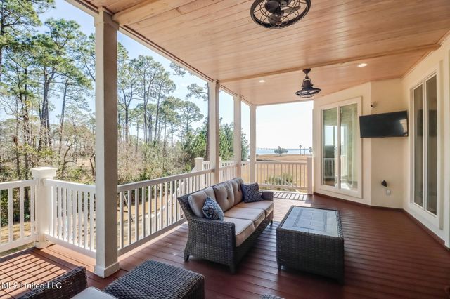 6100 Ascot Drive, Biloxi, MS 39532