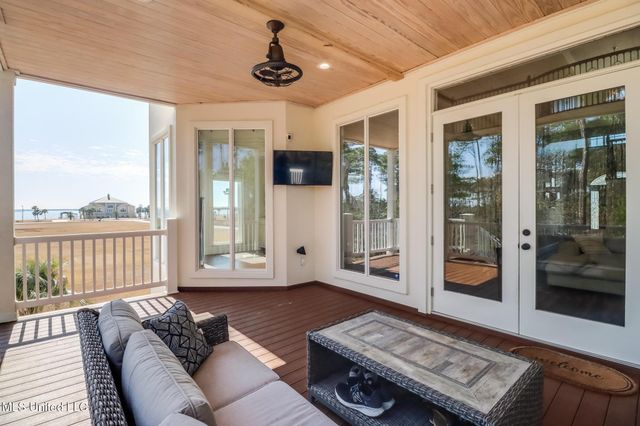 6100 Ascot Drive, Biloxi, MS 39532