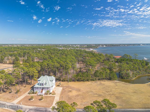 6100 Ascot Drive, Biloxi, MS 39532