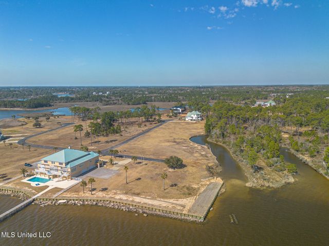 6100 Ascot Drive, Biloxi, MS 39532