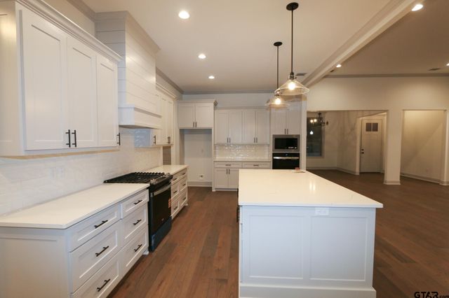 16527 Cooper Way, Tyler, TX 75703