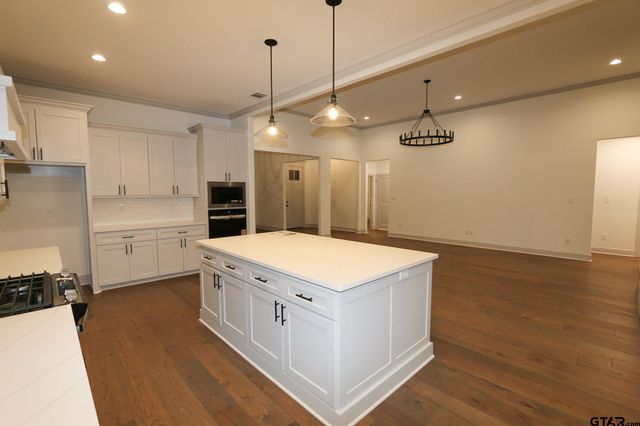 16527 Cooper Way, Tyler, TX 75703