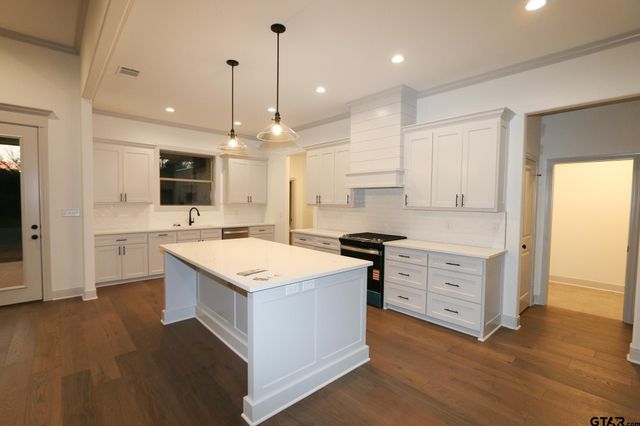 16527 Cooper Way, Tyler, TX 75703