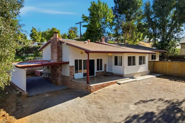 12307 Lemon Crest Drive, Lakeside, CA 92040