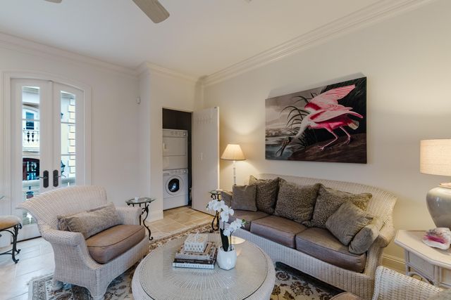 19 N Beach Road, Jupiter Island, FL 33455