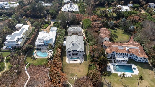 19 N Beach Road, Jupiter Island, FL 33455