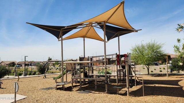 8149 E PETUNIA Avenue 1046, Mesa, AZ 85212