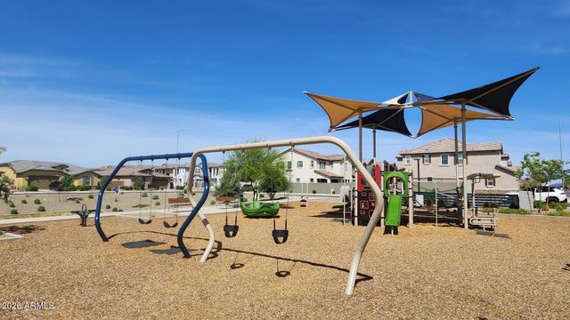 8149 E PETUNIA Avenue 1046, Mesa, AZ 85212