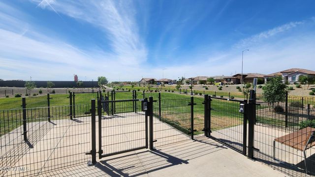 8149 E PETUNIA Avenue 1046, Mesa, AZ 85212
