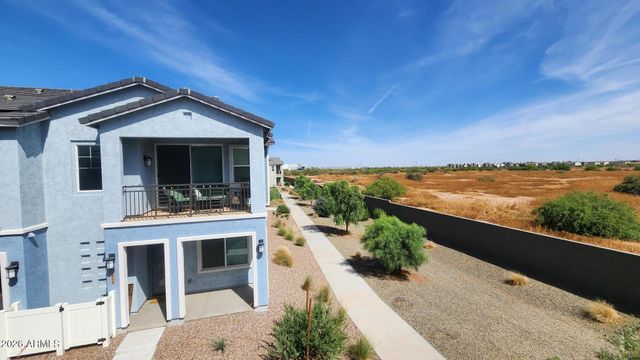 8149 E PETUNIA Avenue 1046, Mesa, AZ 85212