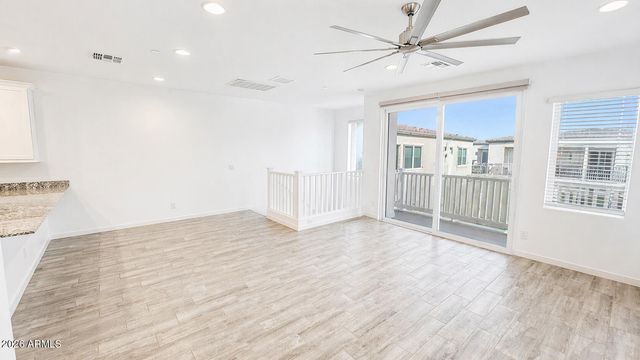 8149 E PETUNIA Avenue 1046, Mesa, AZ 85212