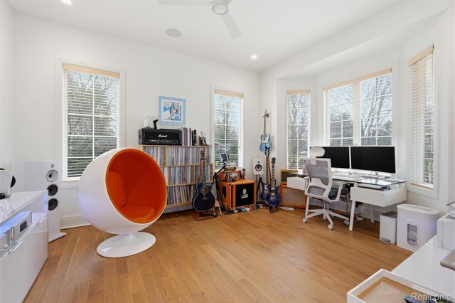 345 Dalebrook Lane, Bloomfield Hills, MI 48301