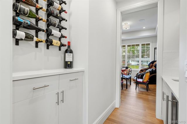 345 Dalebrook Lane, Bloomfield Hills, MI 48301