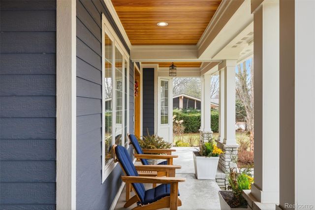 345 Dalebrook Lane, Bloomfield Hills, MI 48301