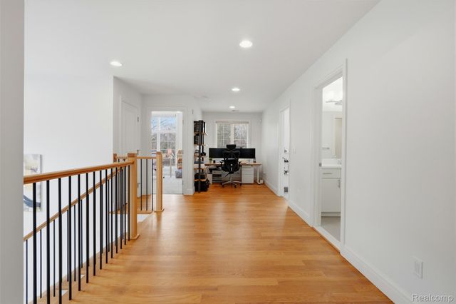 345 Dalebrook Lane, Bloomfield Hills, MI 48301