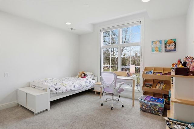 345 Dalebrook Lane, Bloomfield Hills, MI 48301